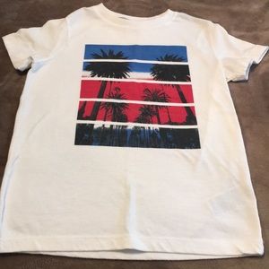 Boys Old Navy T-shirt